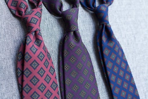 untipped wool challis tie
