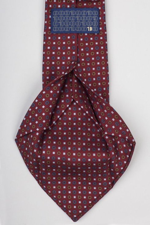 Bordowy krawat  six fold z jedwabiu drukowanego